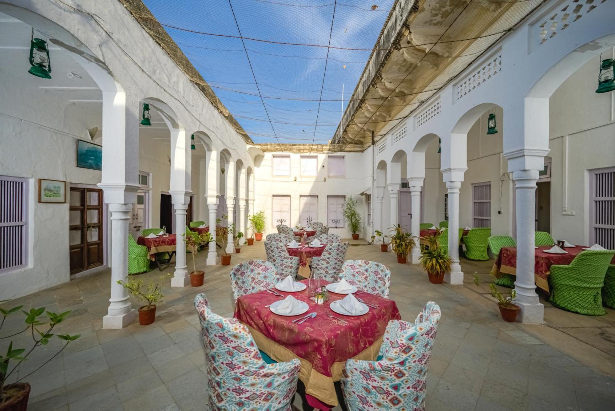 Neemrana'S - Piramal Haveli Hotel Bagar Eksteriør billede